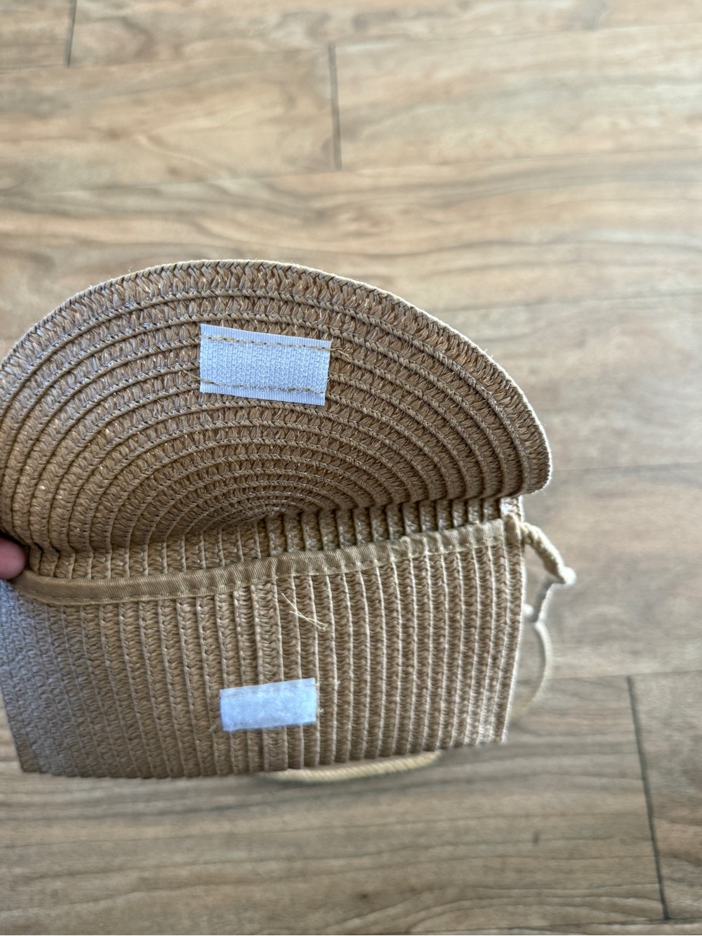 SHEIN Beige Straw Sun Hat with Bow and Matching Straw Clutch - Picture 6 of 6